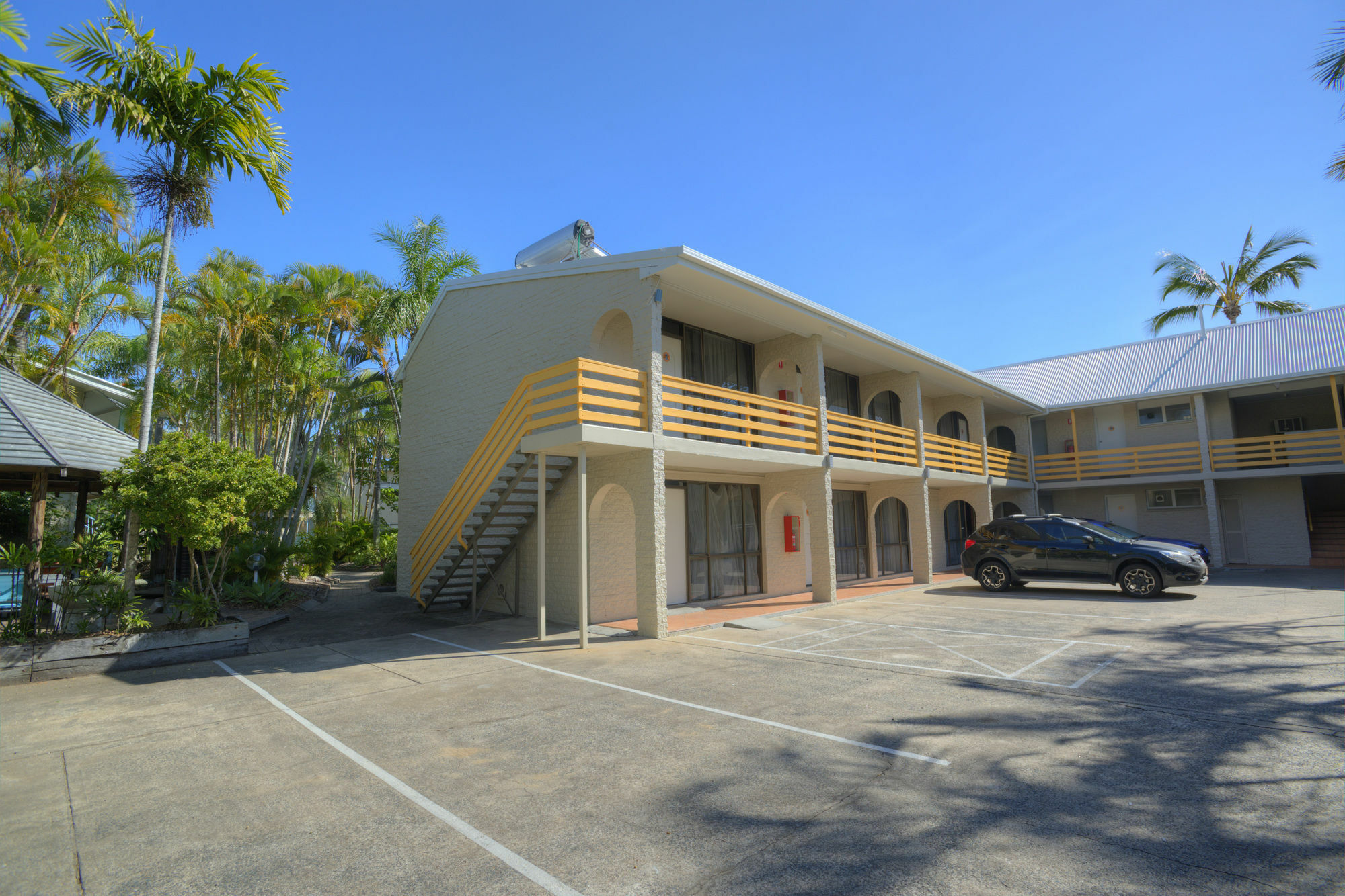 The Beach Motel Hervey Bay Exterior foto